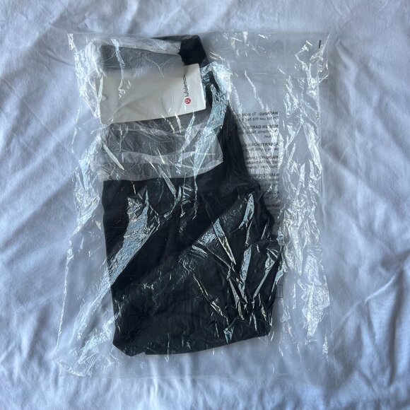 New Lululemon Align HR Crop 23" Black Size 4 - Picture 4 of 5